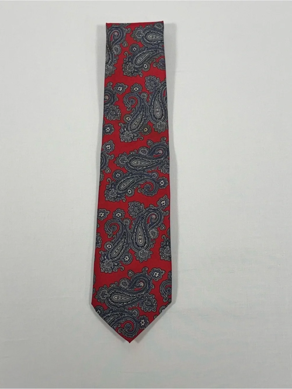 Bold Paisley Antonio Calafatano Red Silk Necktie New York Milano OS